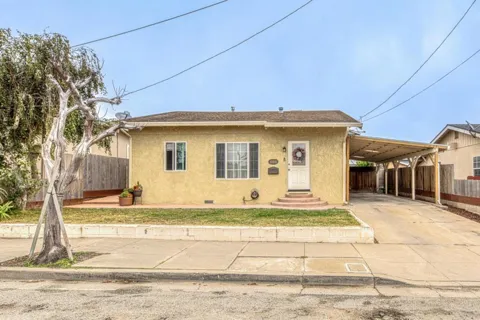 10941 Axtell Street