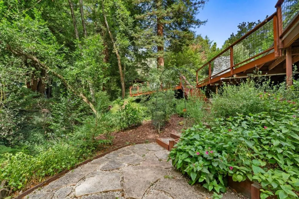 619 Redwood Drive Felton, CA 95018