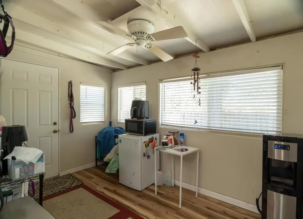 11705 Foothill Avenue Gilroy, CA 95020