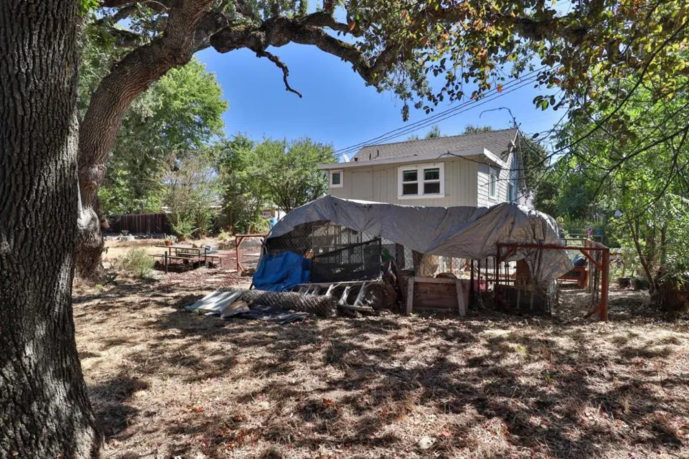 11705 Foothill Avenue Gilroy, CA 95020
