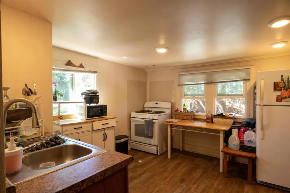 11705 Foothill Avenue Gilroy, CA 95020