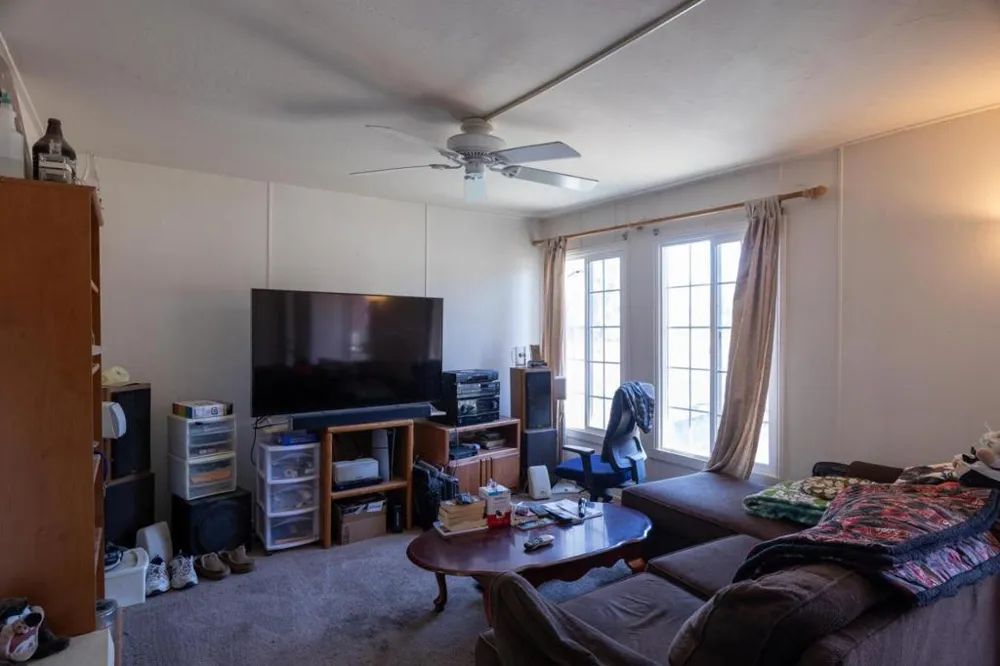 11705 Foothill Avenue Gilroy, CA 95020