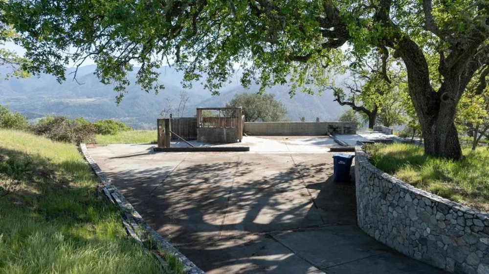 34994 Sky Ranch Road Carmel Valley, CA 93924