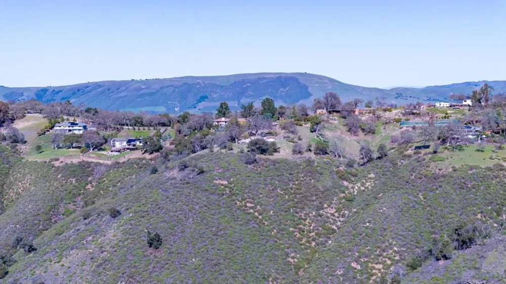 34994 Sky Ranch Road Carmel Valley, CA 93924
