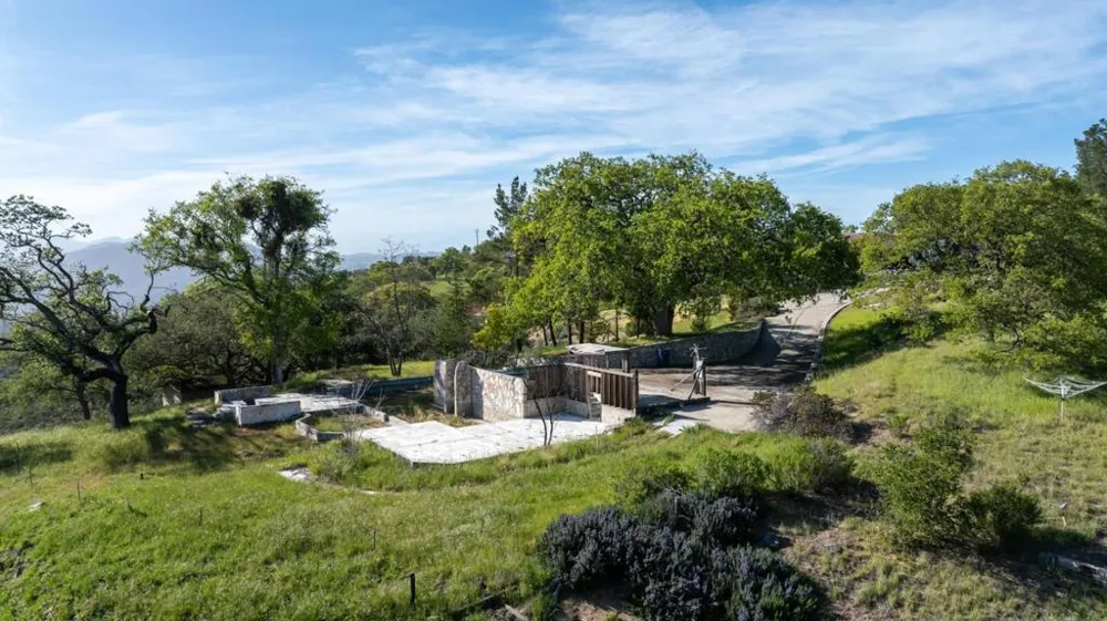 34994 Sky Ranch Road Carmel Valley, CA 93924