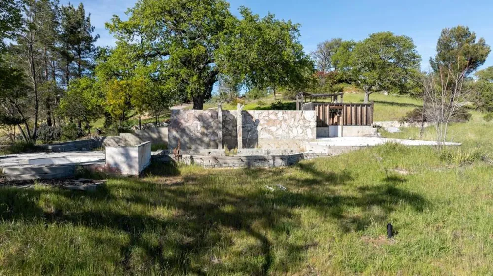 34994 Sky Ranch Road Carmel Valley, CA 93924