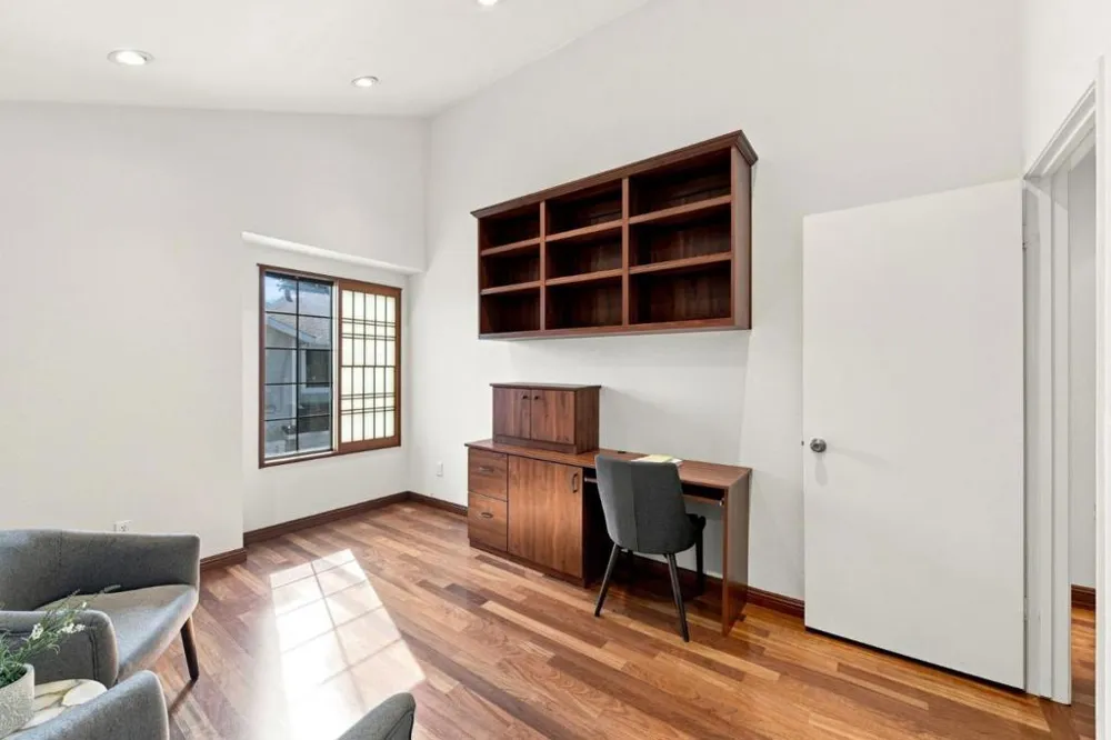194 Colonade Square San Jose, CA 95127