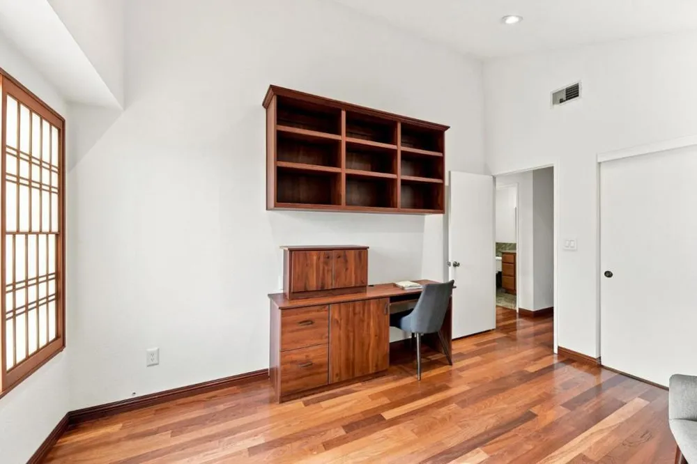 194 Colonade Square San Jose, CA 95127