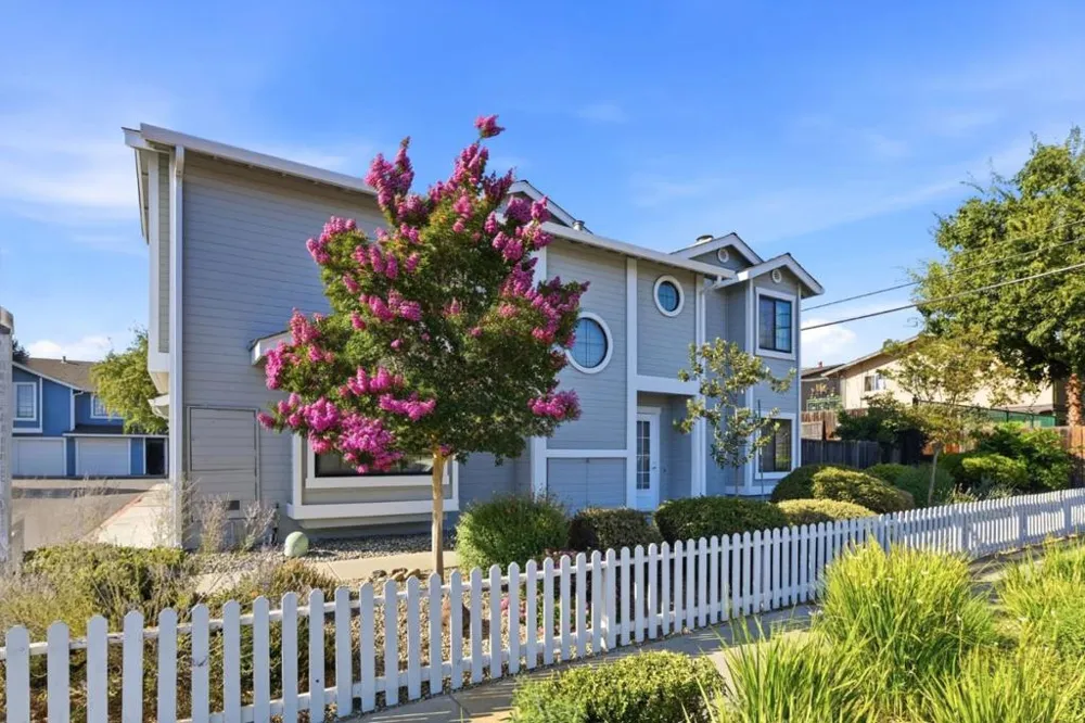 194 Colonade Square San Jose, CA 95127