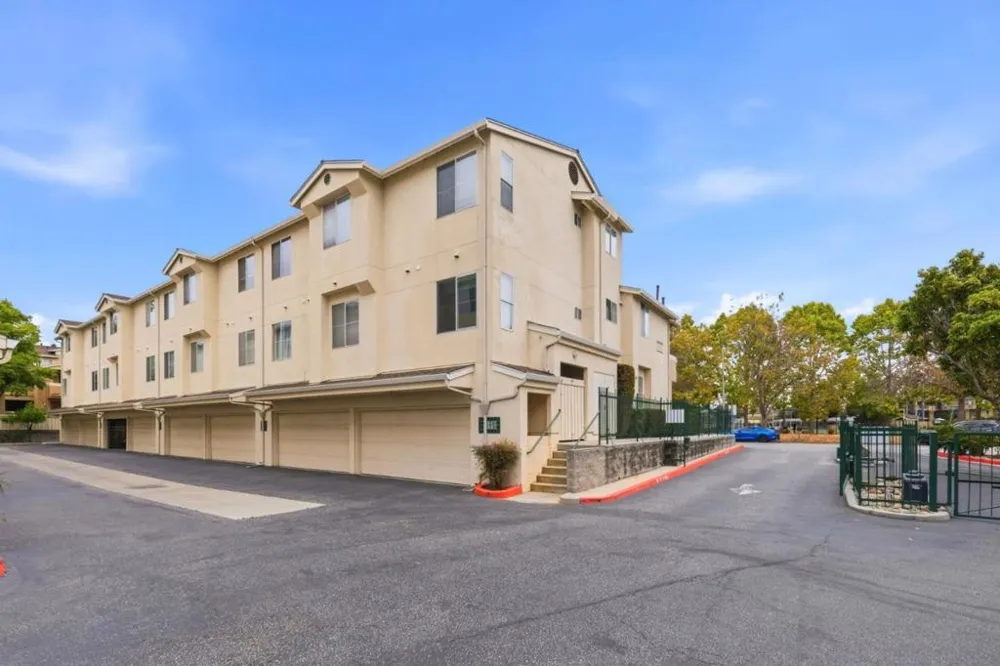 124 Everson Drive Santa Cruz, CA 95060