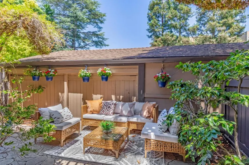 2000 Rock Street #19 Mountain View, CA 94043