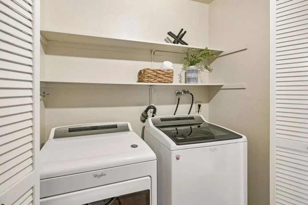 2000 Rock Street #19 Mountain View, CA 94043