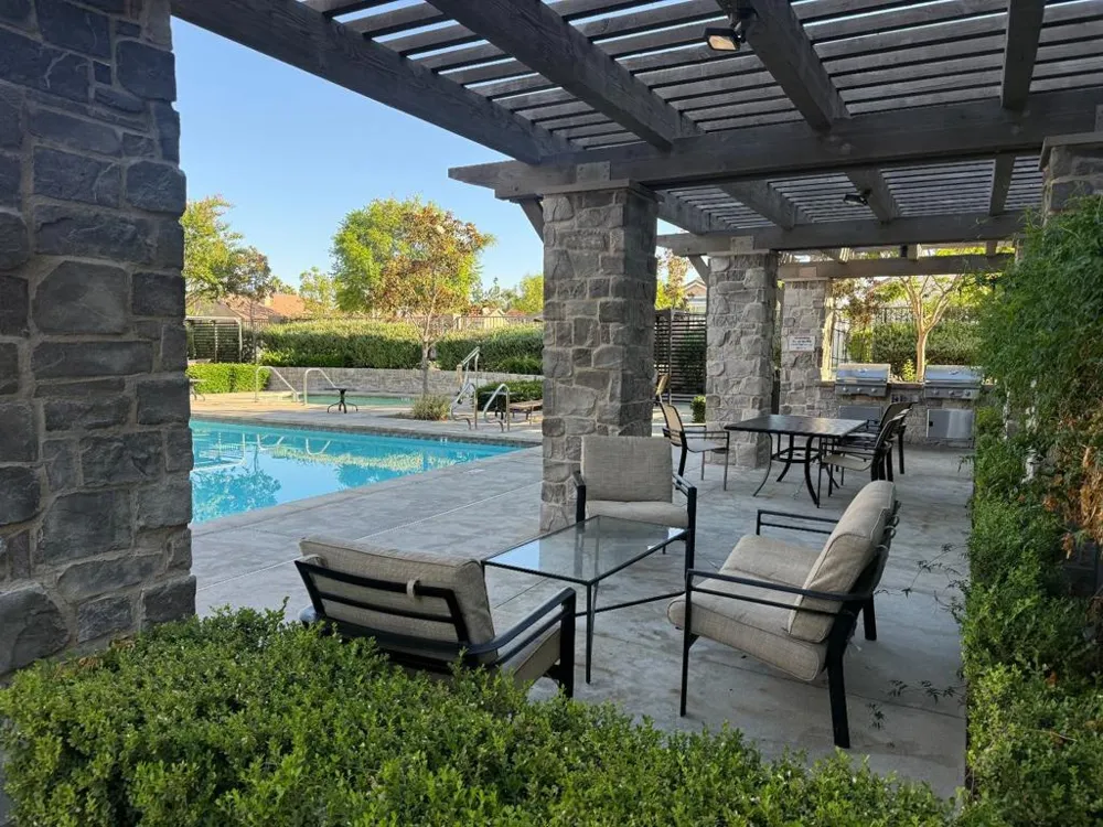 641 Savi Drive #104 Corona, CA 92878