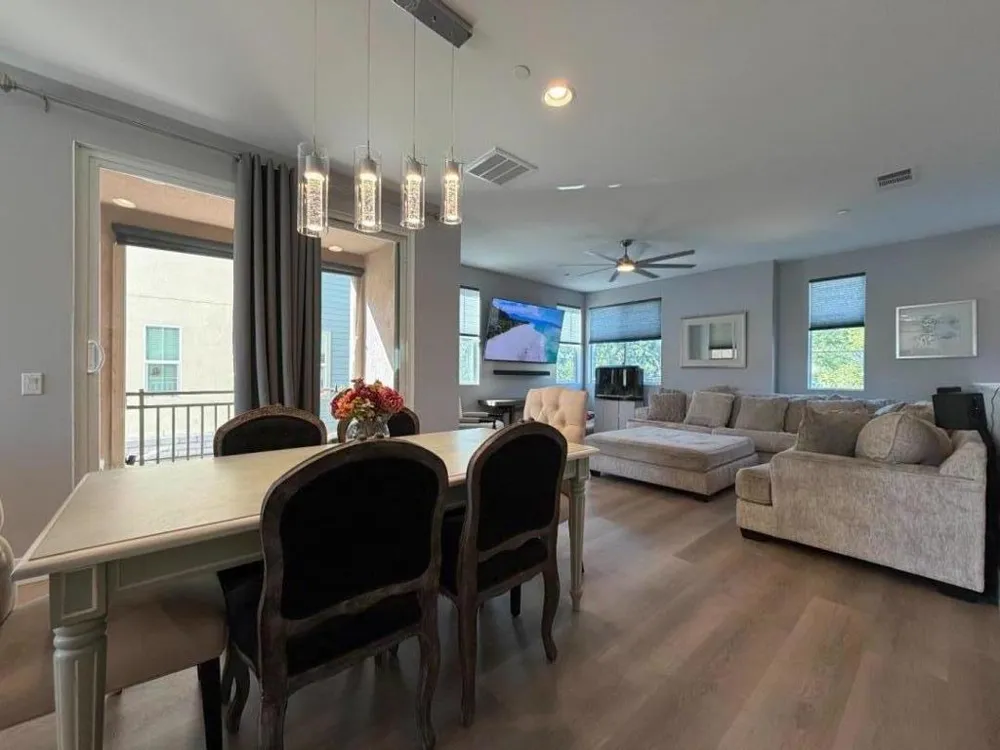 641 Savi Drive #104 Corona, CA 92878