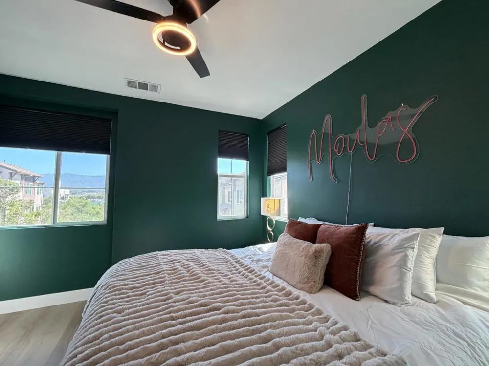 641 Savi Drive #104 Corona, CA 92878