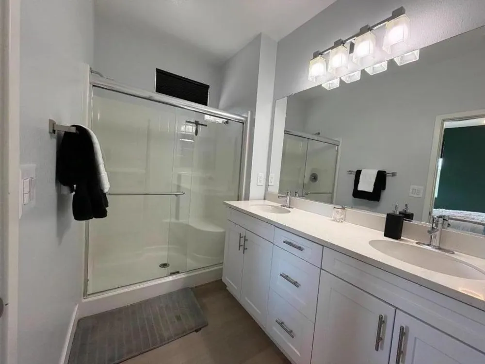 641 Savi Drive #104 Corona, CA 92878