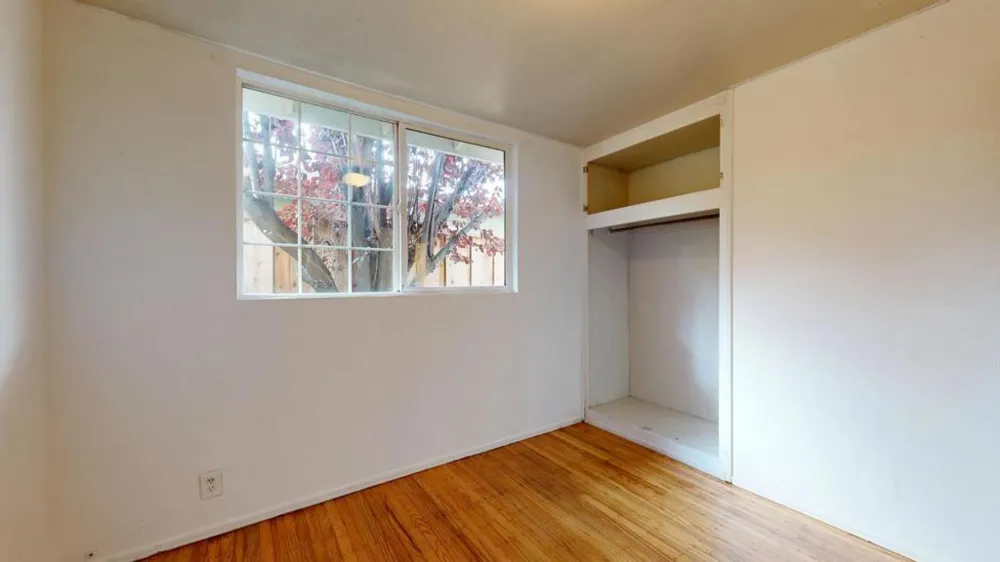 2543 Hazelwood Way East Palo Alto, CA 94303