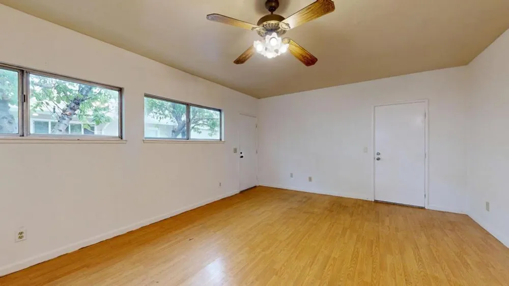 2543 Hazelwood Way East Palo Alto, CA 94303