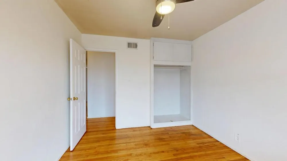 2543 Hazelwood Way East Palo Alto, CA 94303
