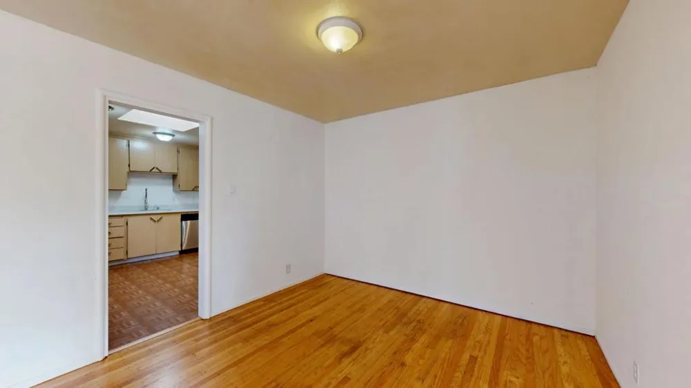 2543 Hazelwood Way East Palo Alto, CA 94303