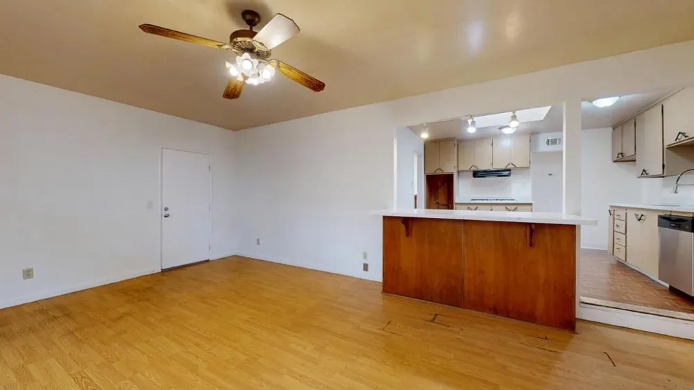 2543 Hazelwood Way East Palo Alto, CA 94303