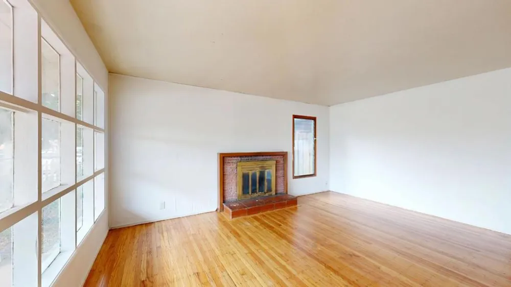 2543 Hazelwood Way East Palo Alto, CA 94303