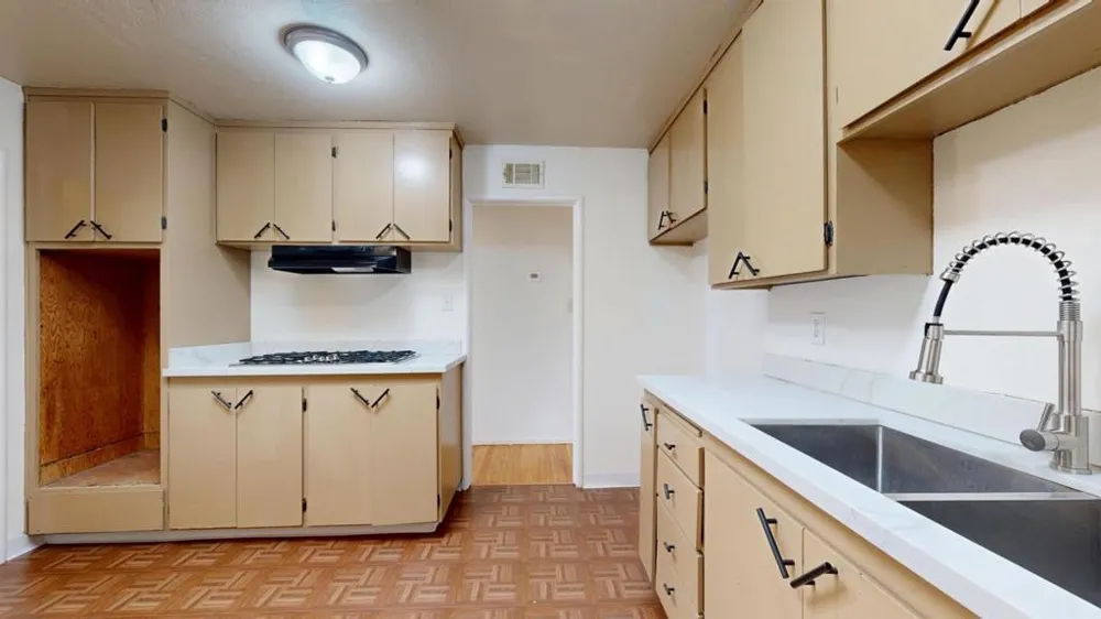 2543 Hazelwood Way East Palo Alto, CA 94303
