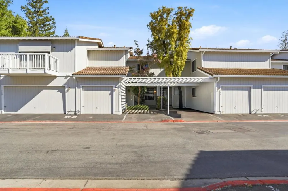 762 Pollard Road Los Gatos, CA 95032