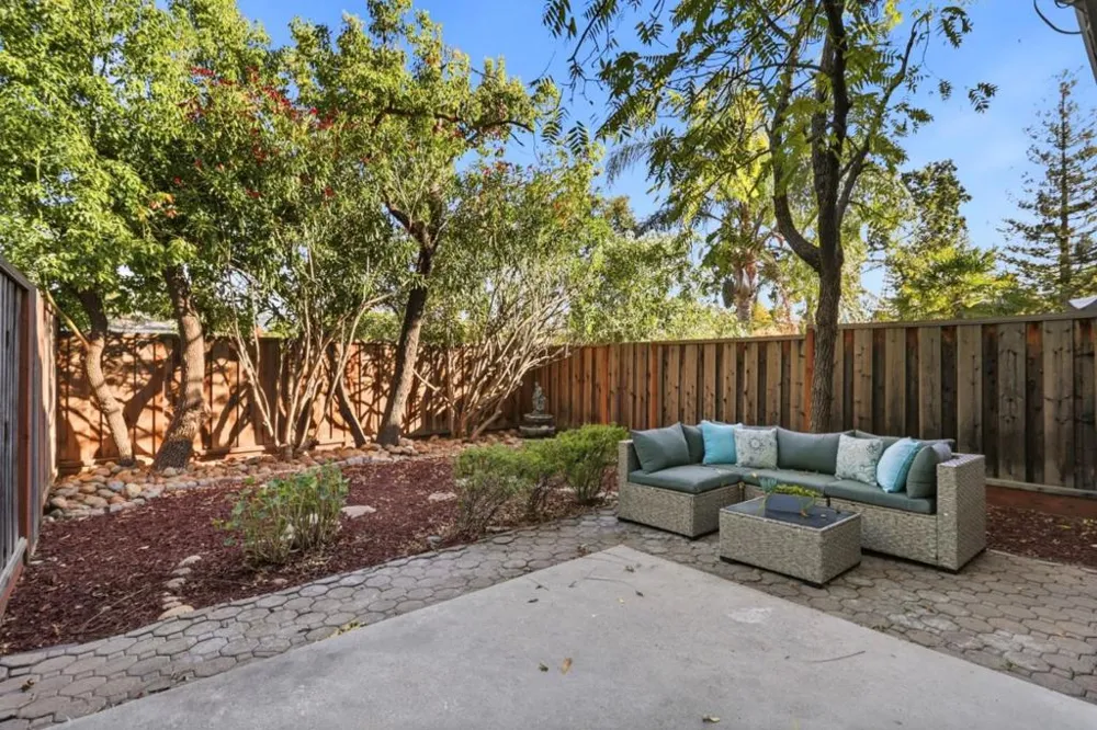 762 Pollard Road Los Gatos, CA 95032