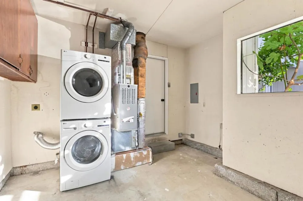762 Pollard Road Los Gatos, CA 95032