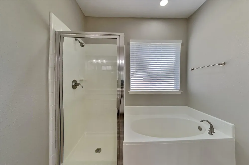 1906 Crescent Oak Drive Missouri City, TX 77459