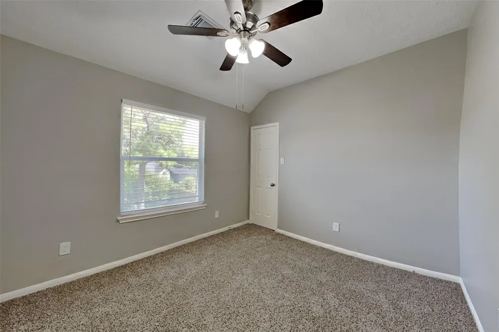1906 Crescent Oak Drive Missouri City, TX 77459