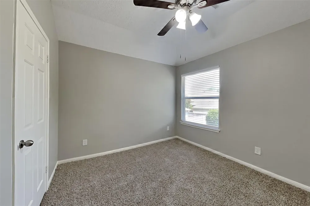 1906 Crescent Oak Drive Missouri City, TX 77459
