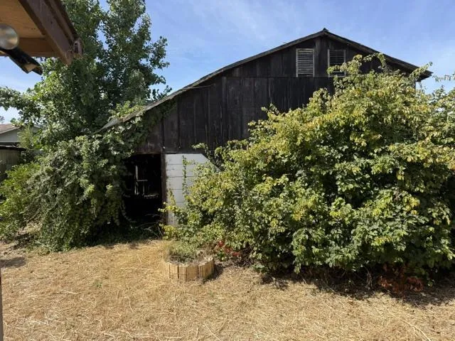 305 Fourth Street San Juan Bautista, CA 95045