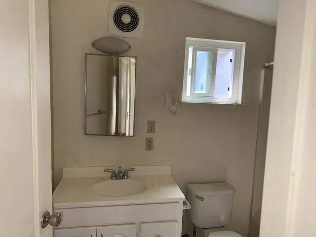 305 Fourth Street San Juan Bautista, CA 95045