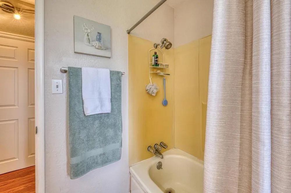 16985 Forrest Lane #B Royal Oaks, CA 95076
