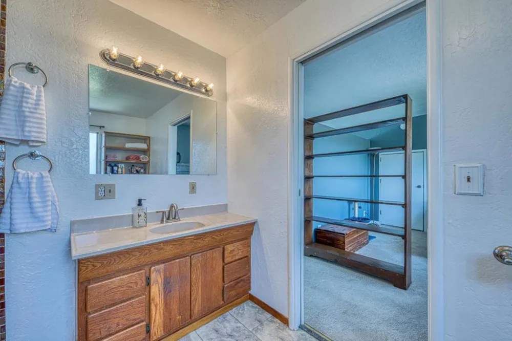16985 Forrest Lane #B Royal Oaks, CA 95076