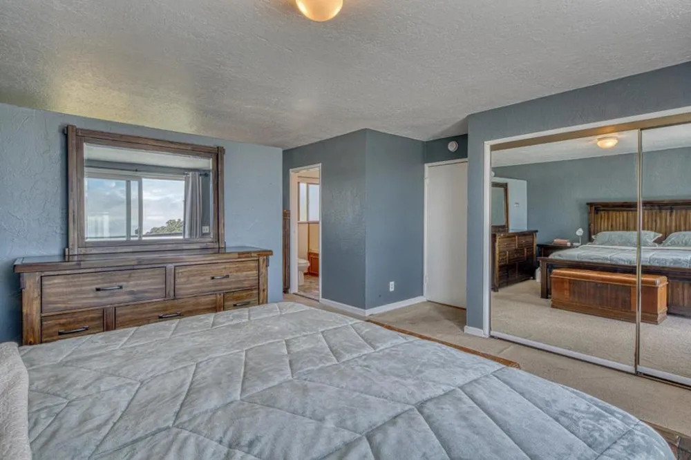 16985 Forrest Lane #B Royal Oaks, CA 95076
