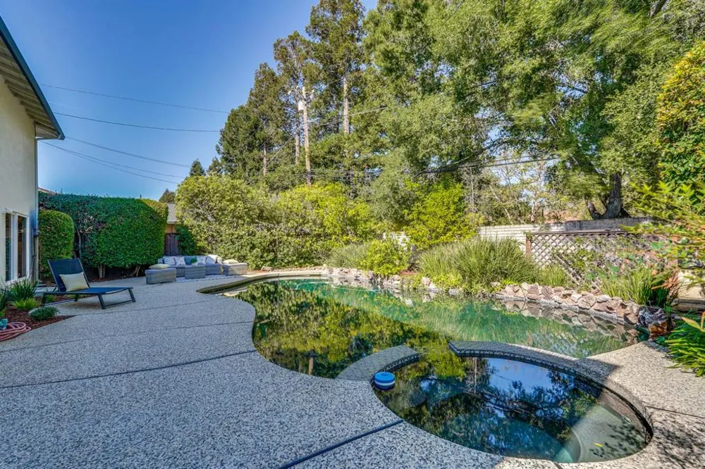 1634 Jamestown Drive Cupertino, CA 95014
