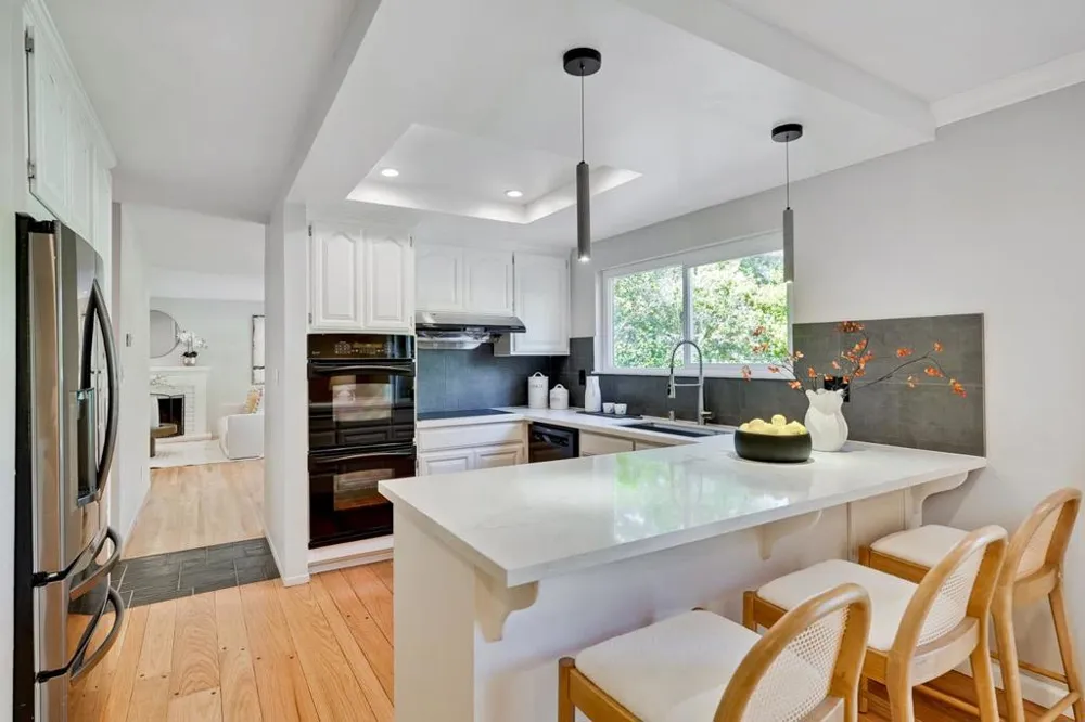 1634 Jamestown Drive Cupertino, CA 95014