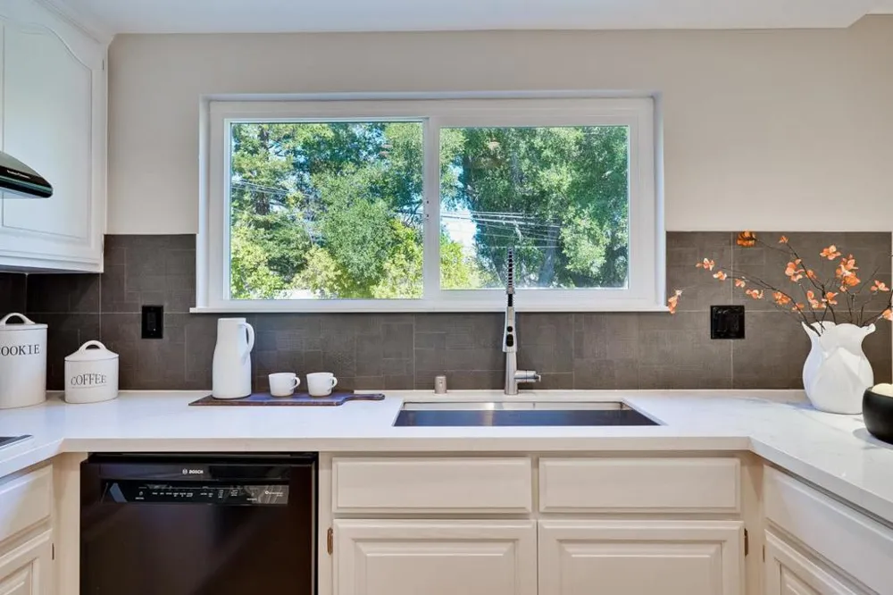 1634 Jamestown Drive Cupertino, CA 95014