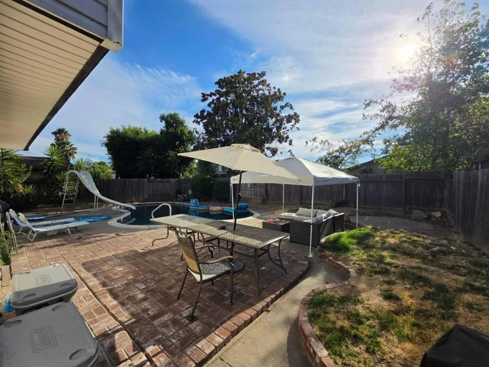 3016 Bettina Way Sacramento, CA 95826