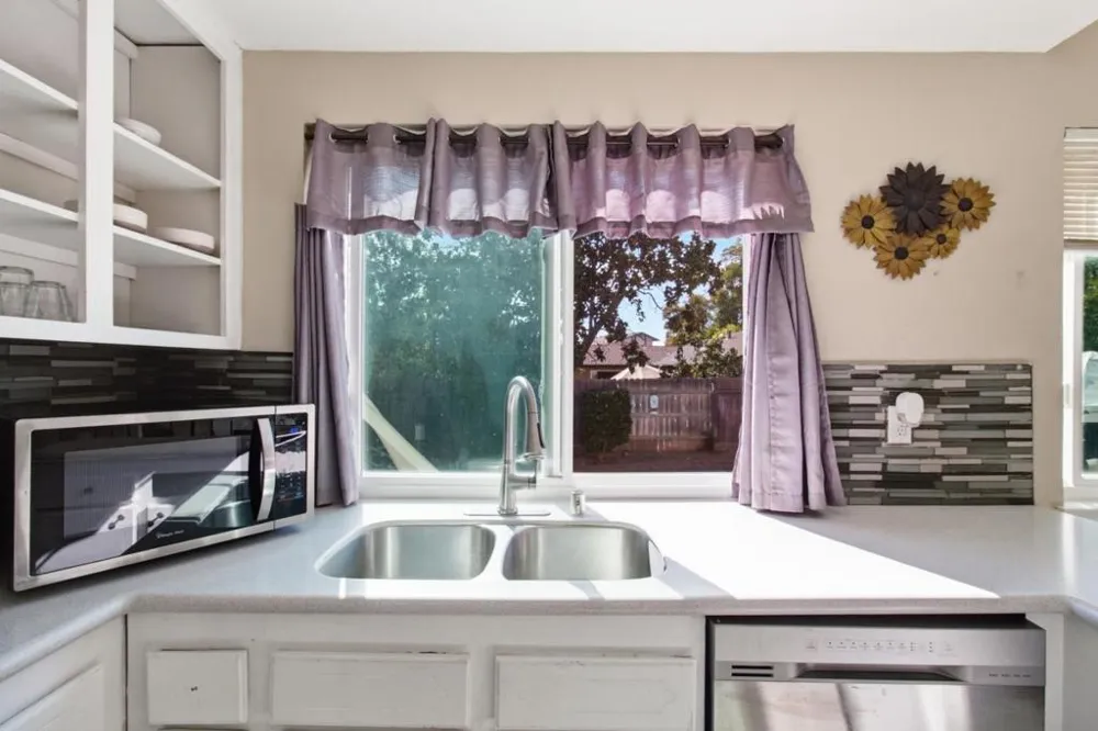 3016 Bettina Way Sacramento, CA 95826