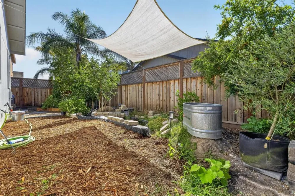 8039 Leno Drive Windsor, CA 95492