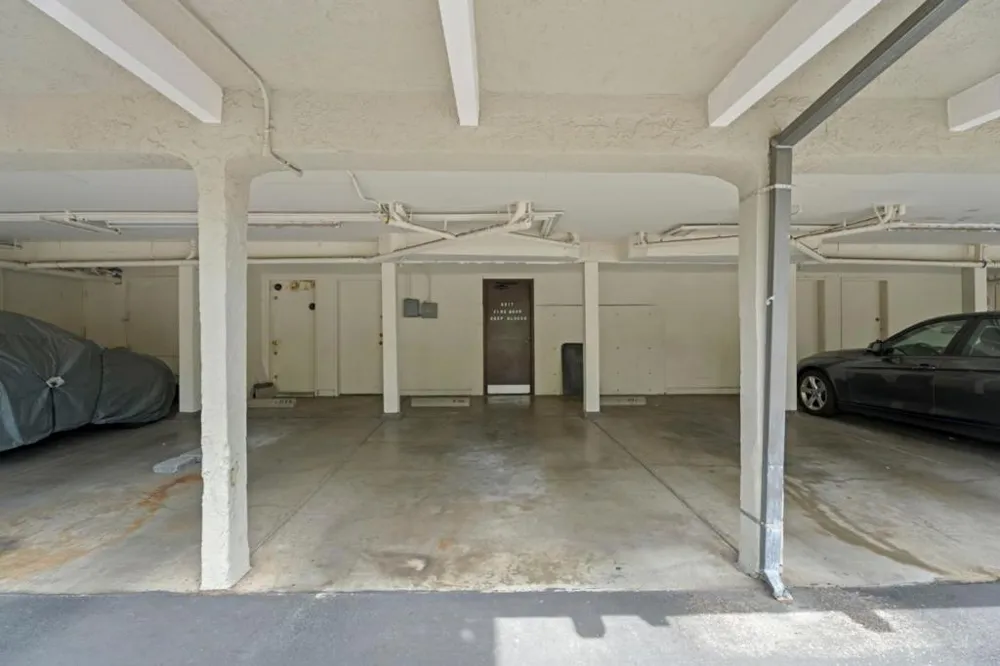 2735 Mauricia Avenue #B Santa Clara, CA 95051