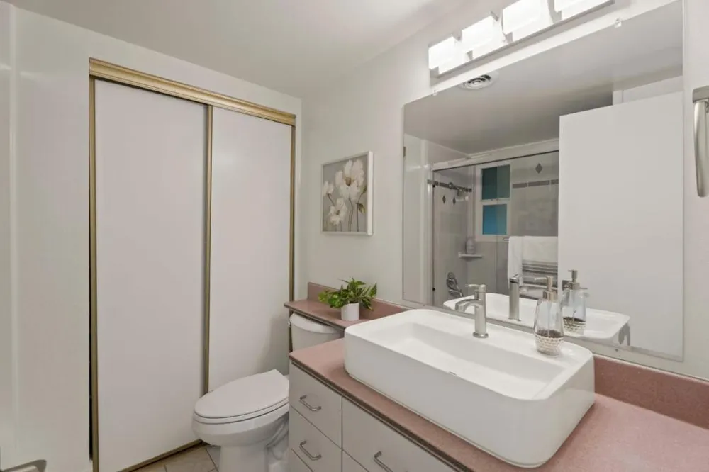 2735 Mauricia Avenue #B Santa Clara, CA 95051