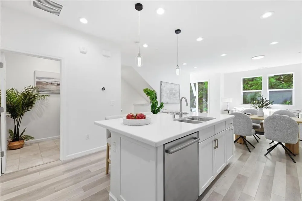 351 Charles Morris Terrace Sunnyvale, CA 94085