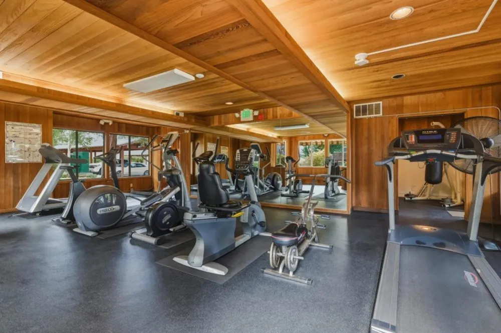 1144 Yarwood Court San Jose, CA 95128