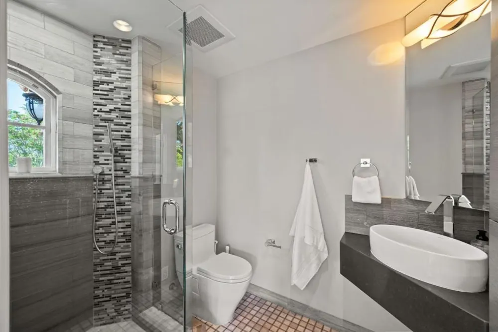 15301 Robin Anne Lane Monte Sereno, CA 95030