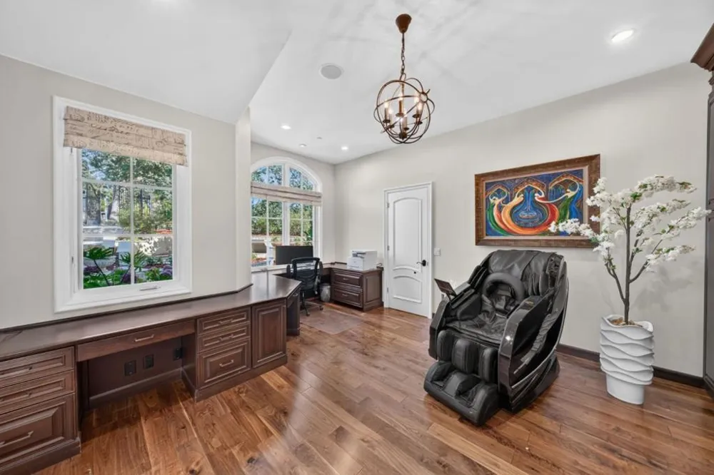 15301 Robin Anne Lane Monte Sereno, CA 95030
